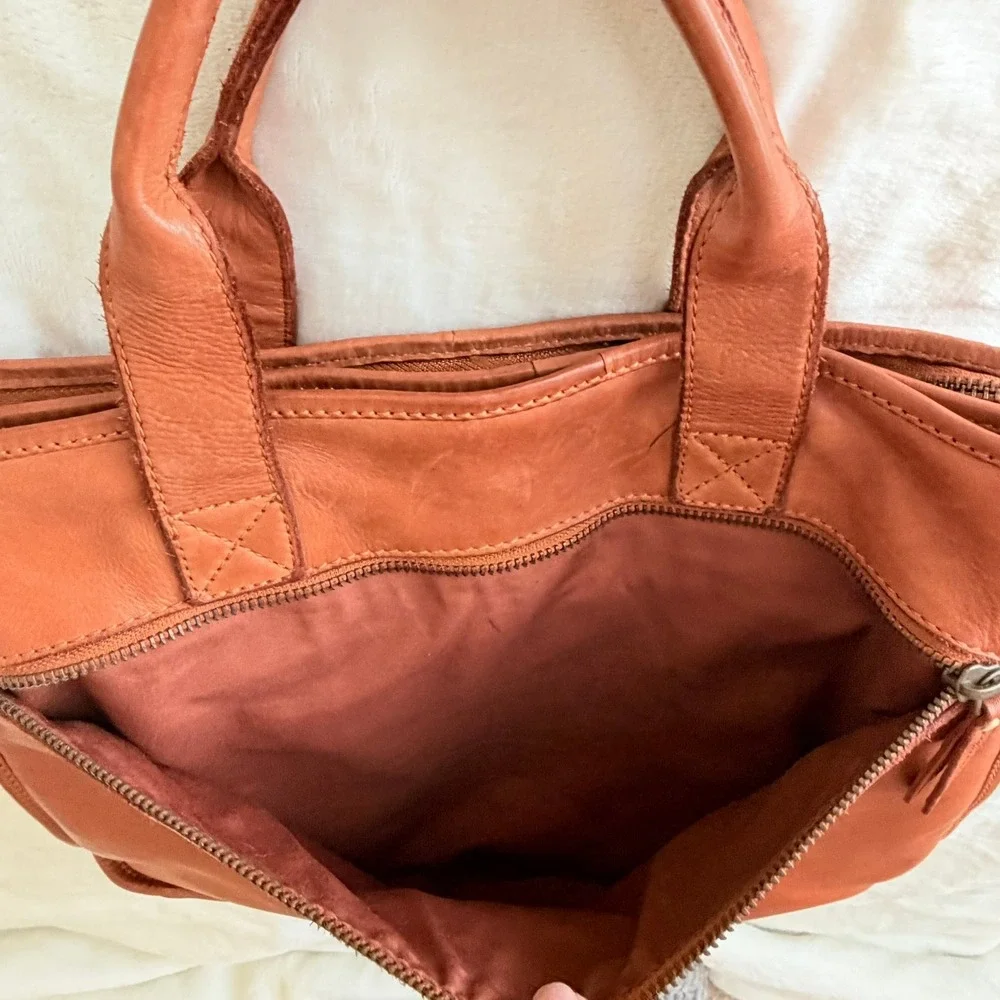 Marta Ponti Portugal Cognac Leather Briefcase Messenger Crossbody Bag Brown